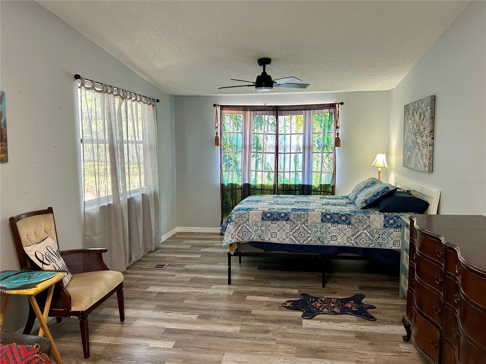 MOON LAKE ESTATES - Residential