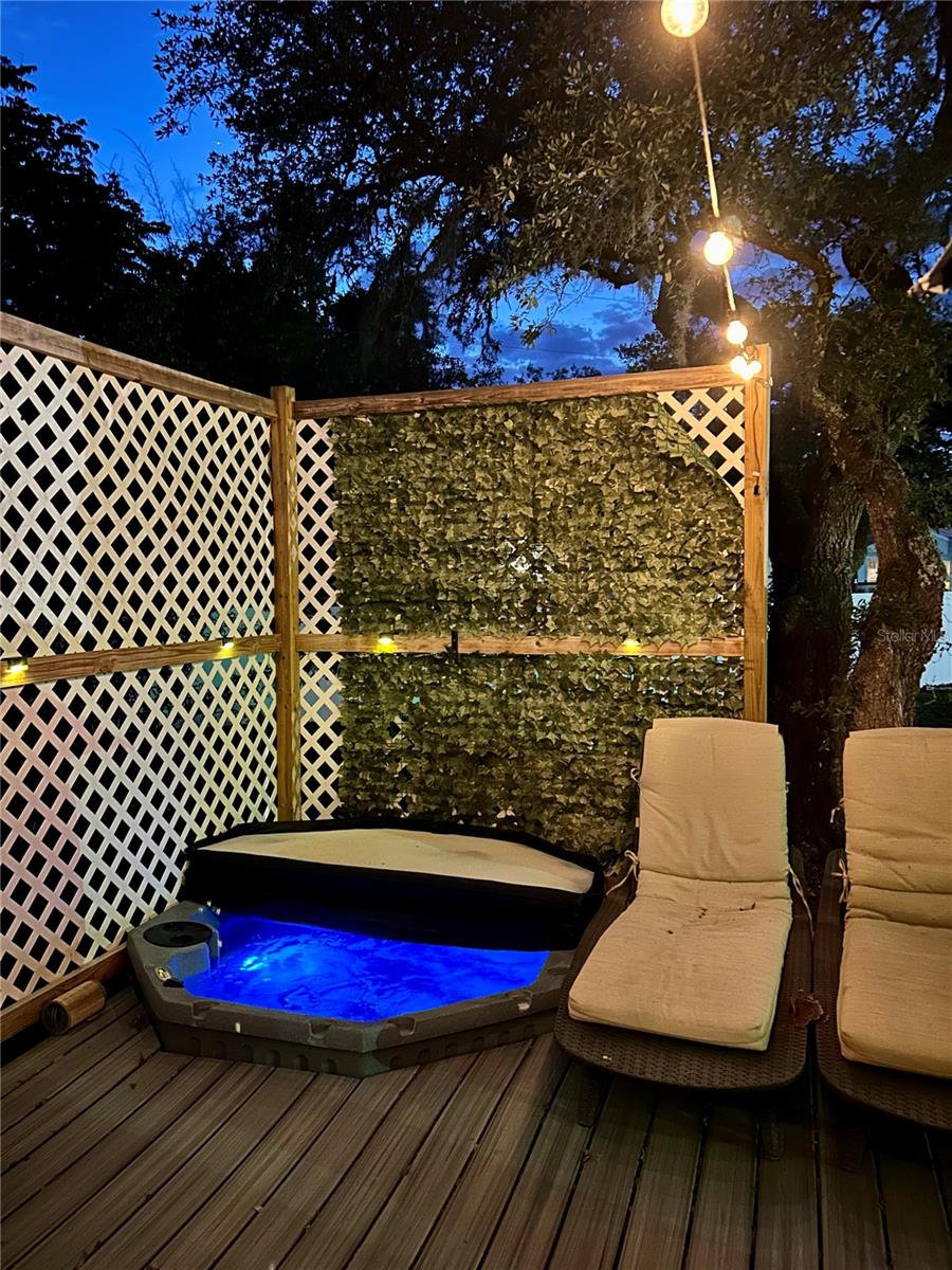 MOON LAKE ESTATES - Residential