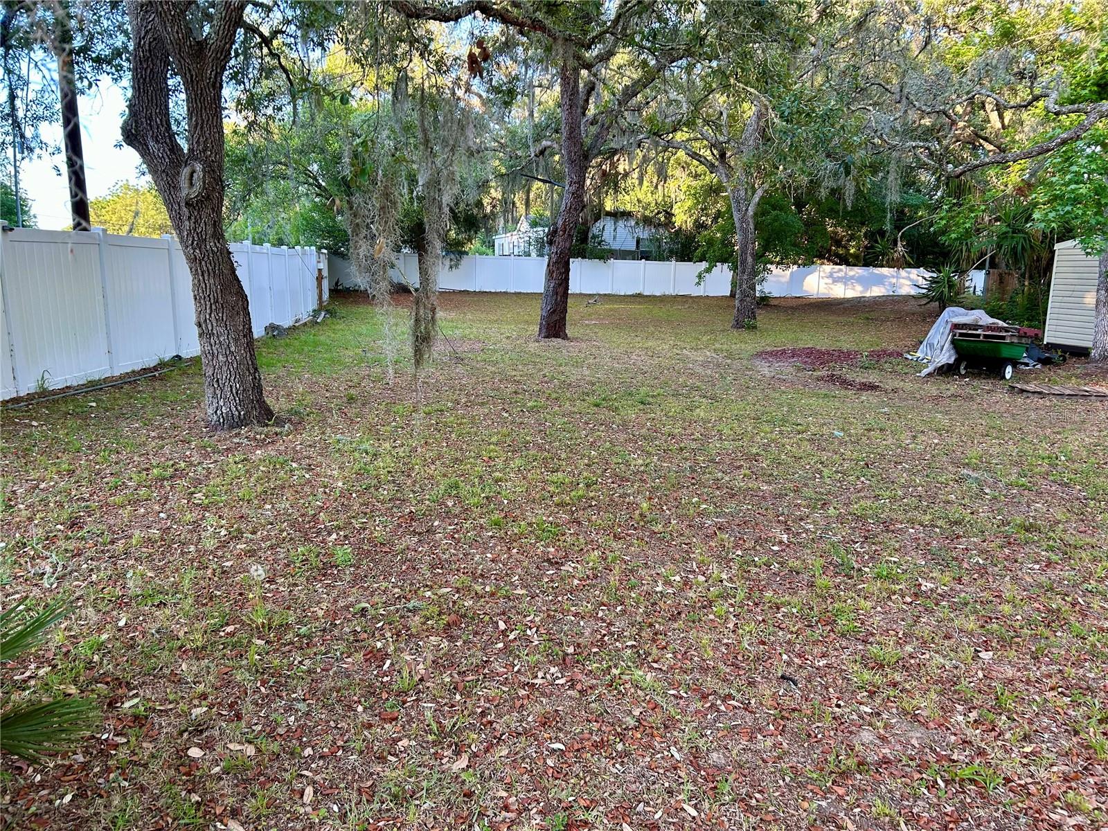 MOON LAKE ESTATES - Residential