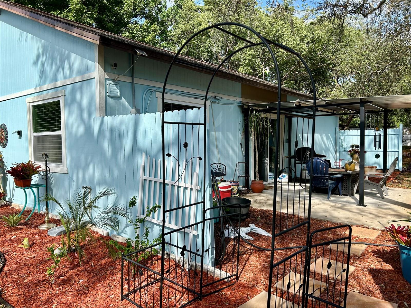 MOON LAKE ESTATES - Residential