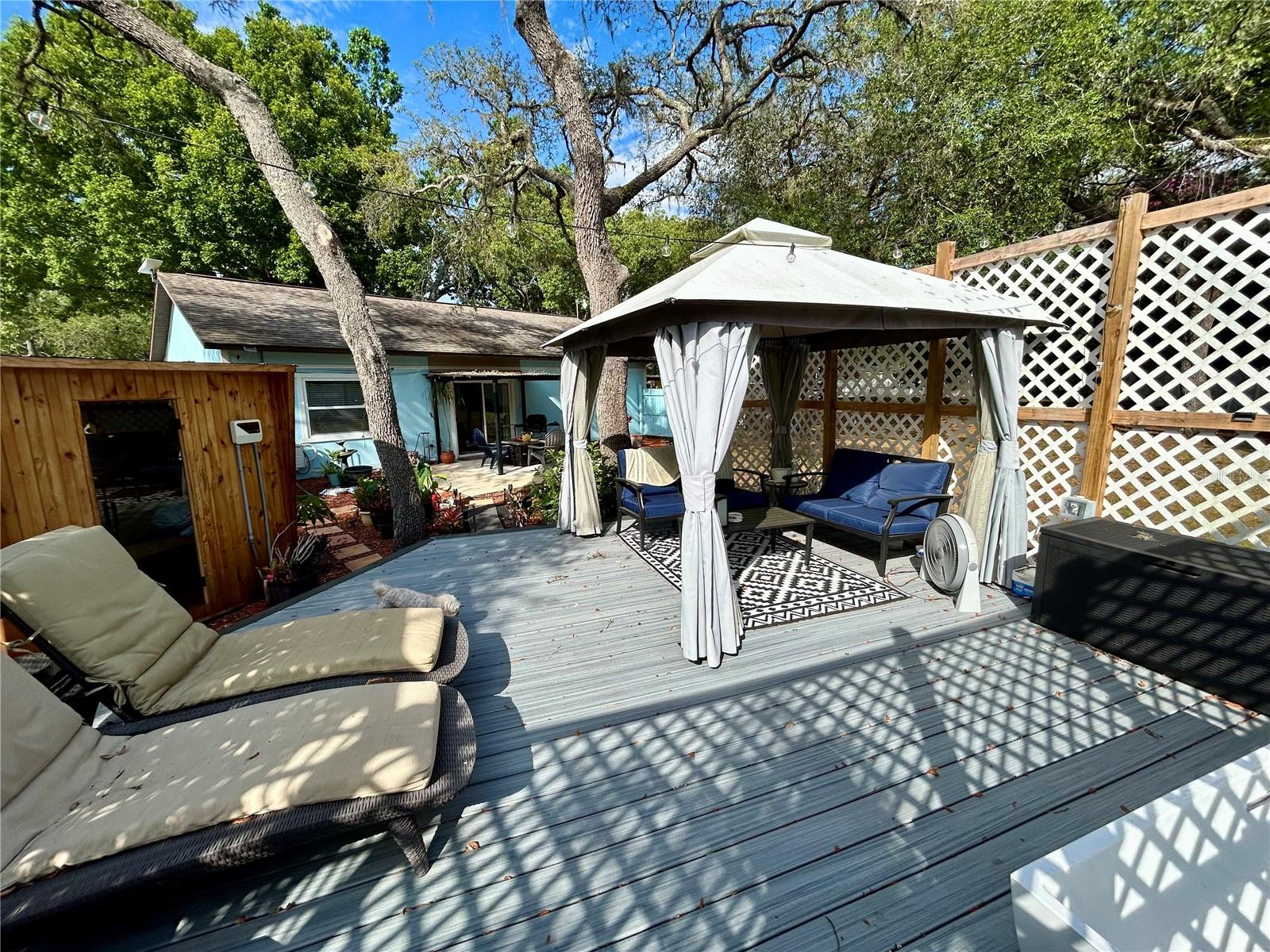 MOON LAKE ESTATES - Residential
