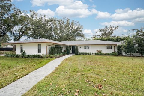 Photo of 2270 Deloraine Trail, Maitland, FL 32751 (MLS # O6361653)