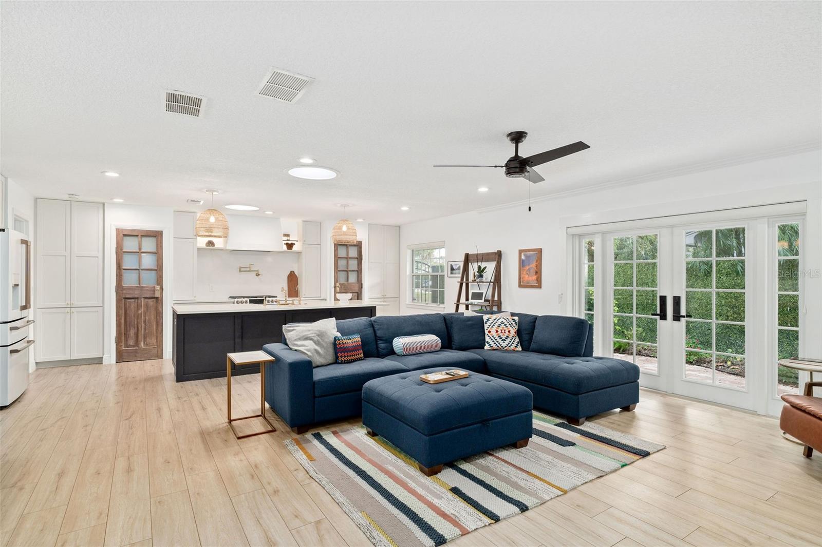 2270 DELORAINE TRAIL