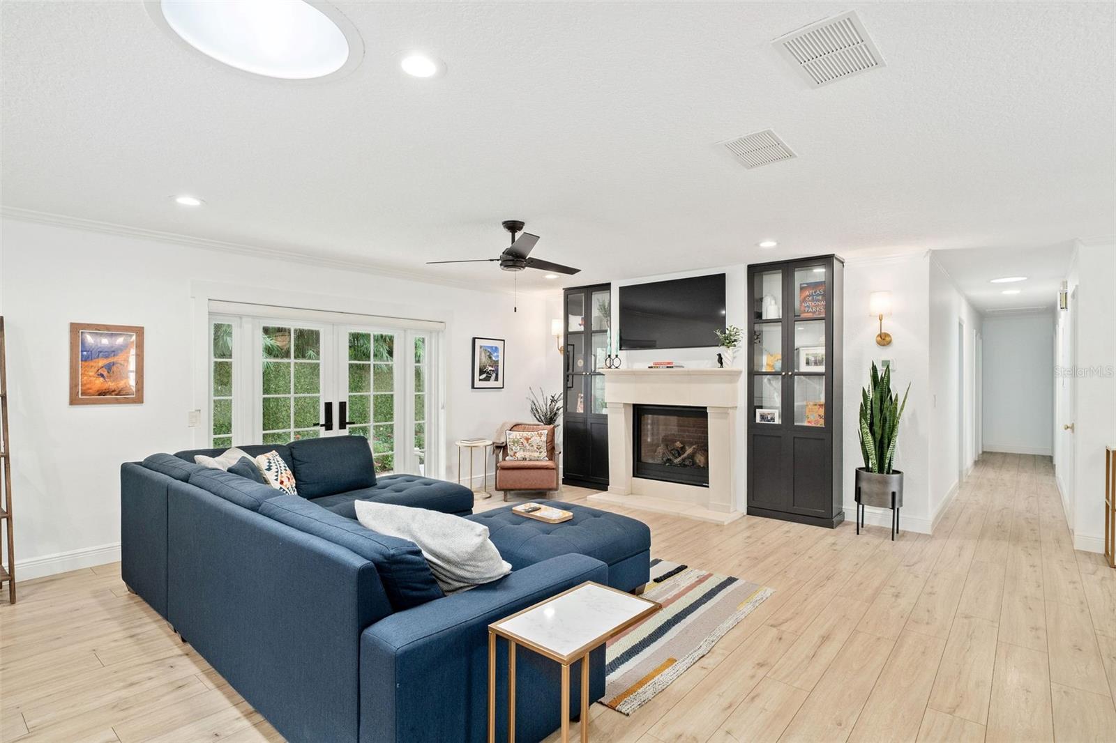 2270 DELORAINE TRAIL