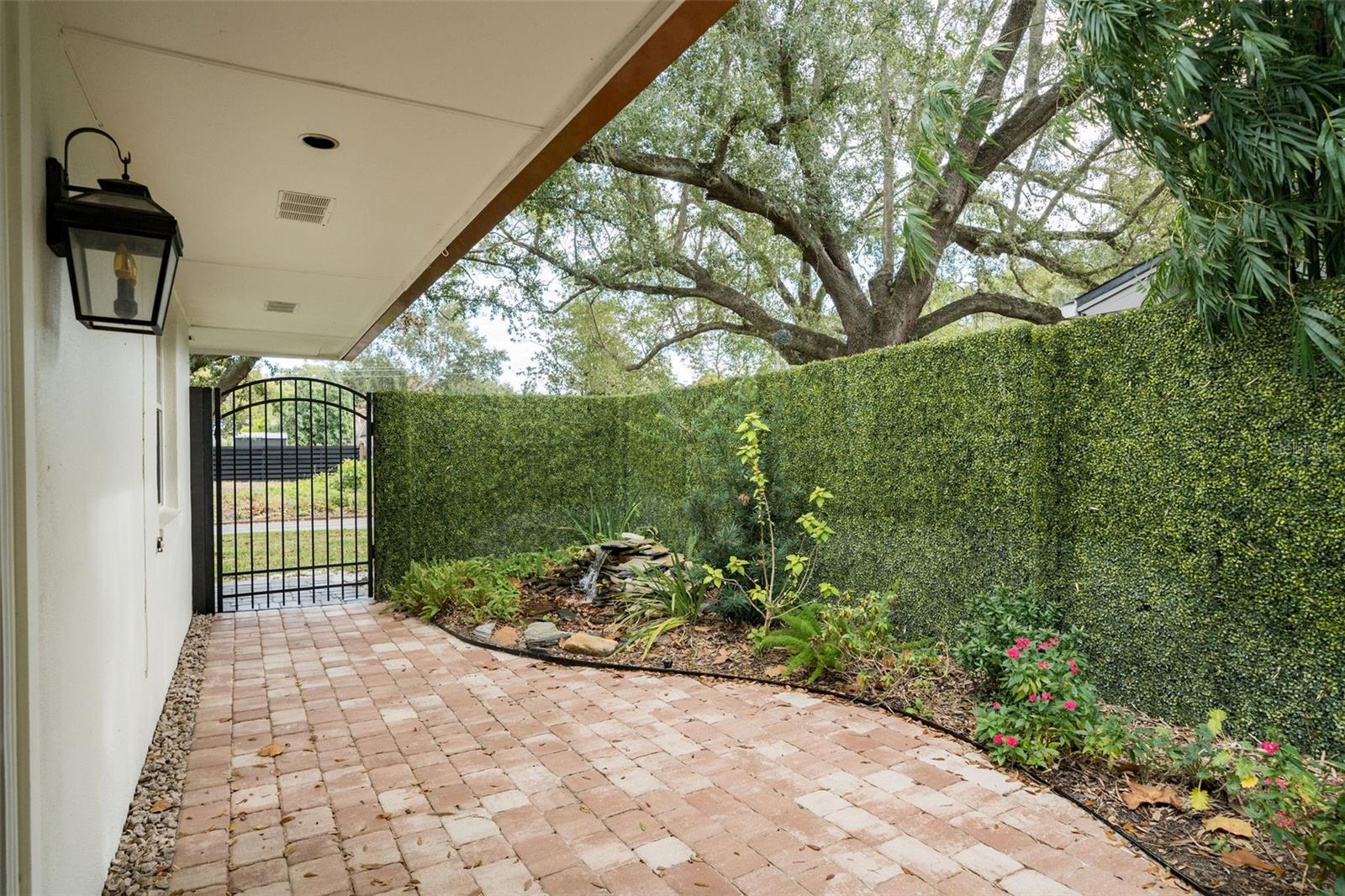 HIGHLAND PARK ESTATES FIRST ADD - Residential