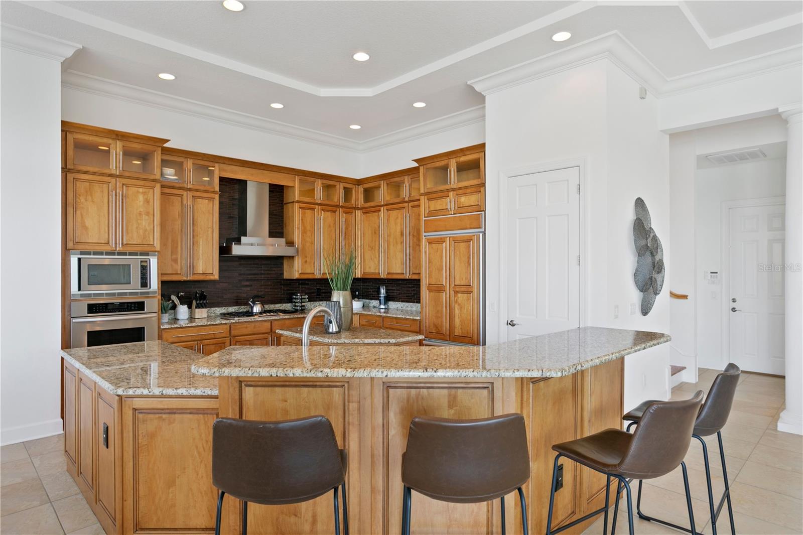 THE RESERVE OF OLD TAMPA BAY - Residential Lease