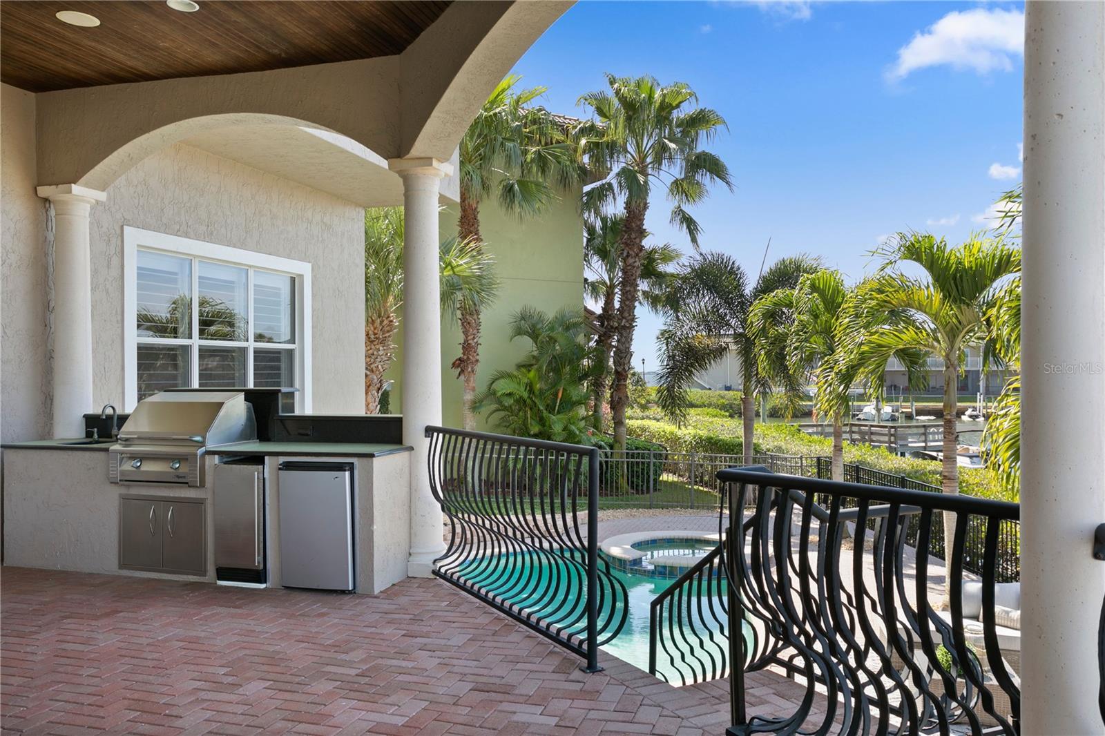 THE RESERVE OF OLD TAMPA BAY - Residential Lease