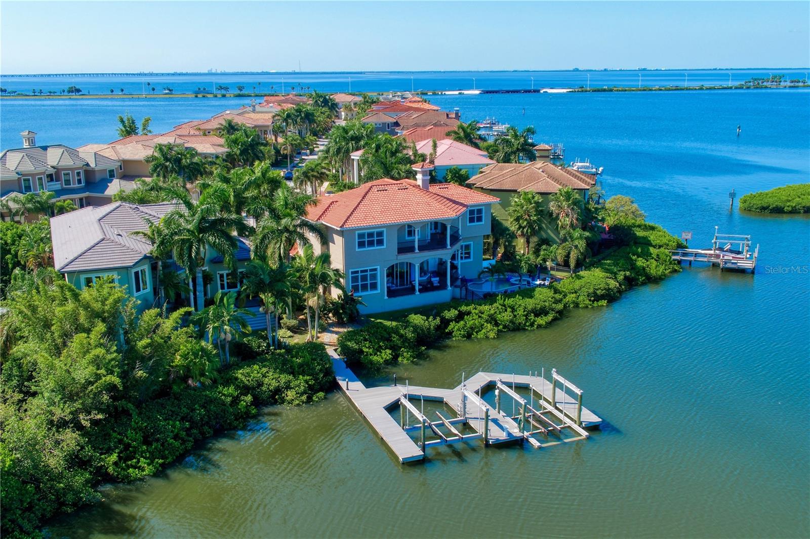THE RESERVE OF OLD TAMPA BAY - Residential Lease