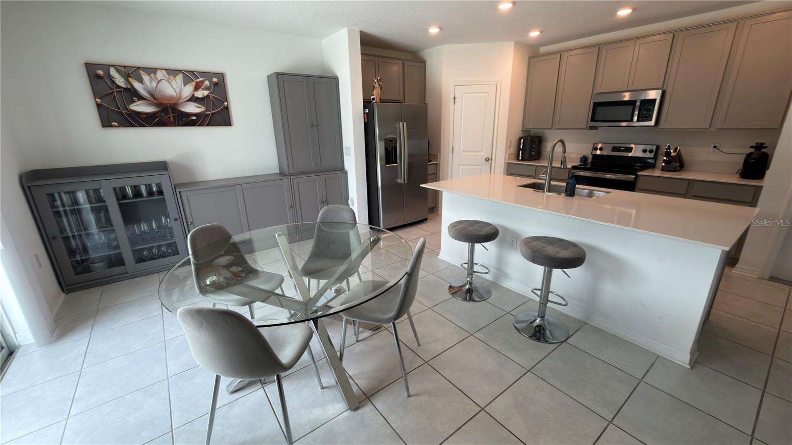 637 BELL PRAIRIE CIRCLE