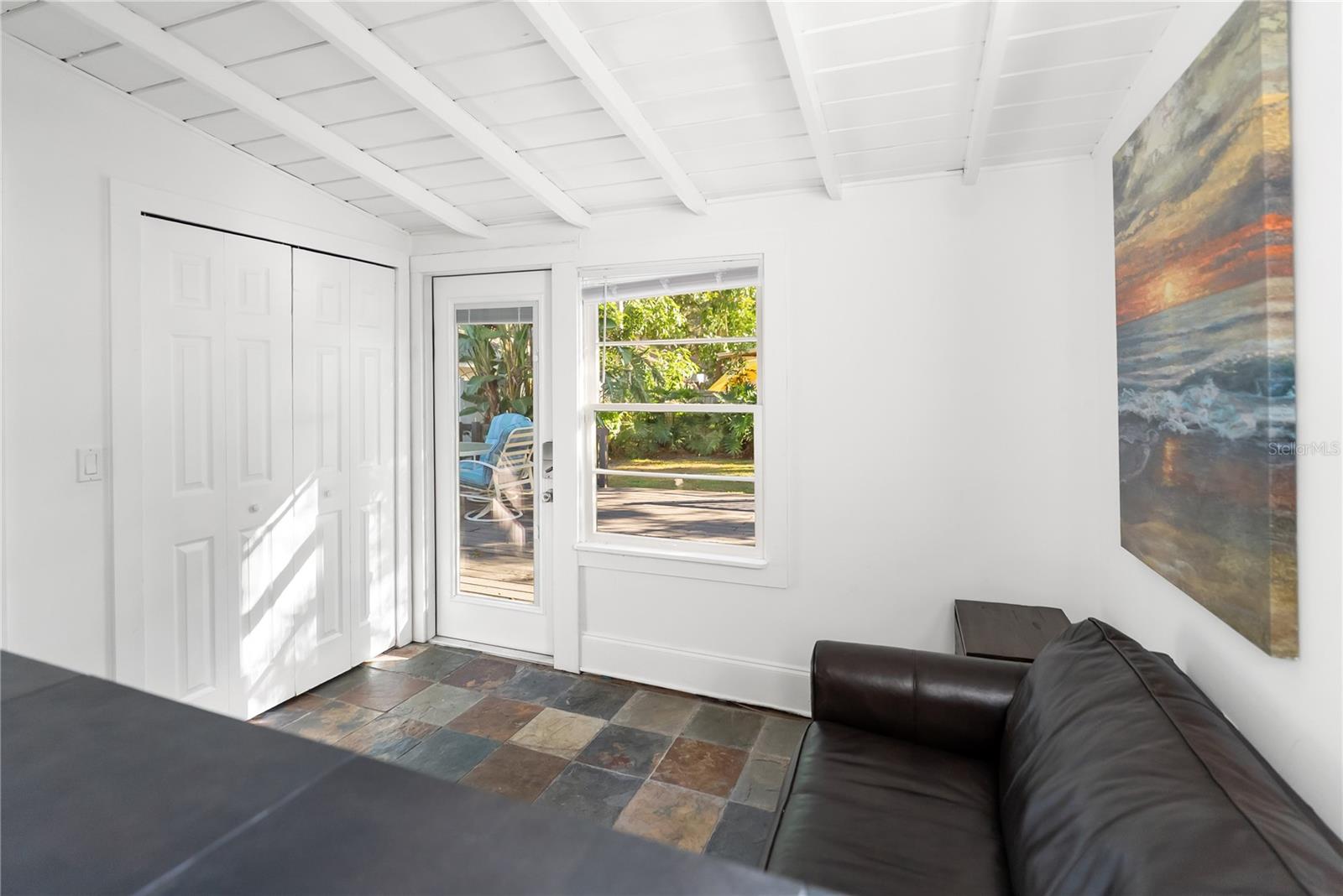 RUSTIC LODGE - Residential