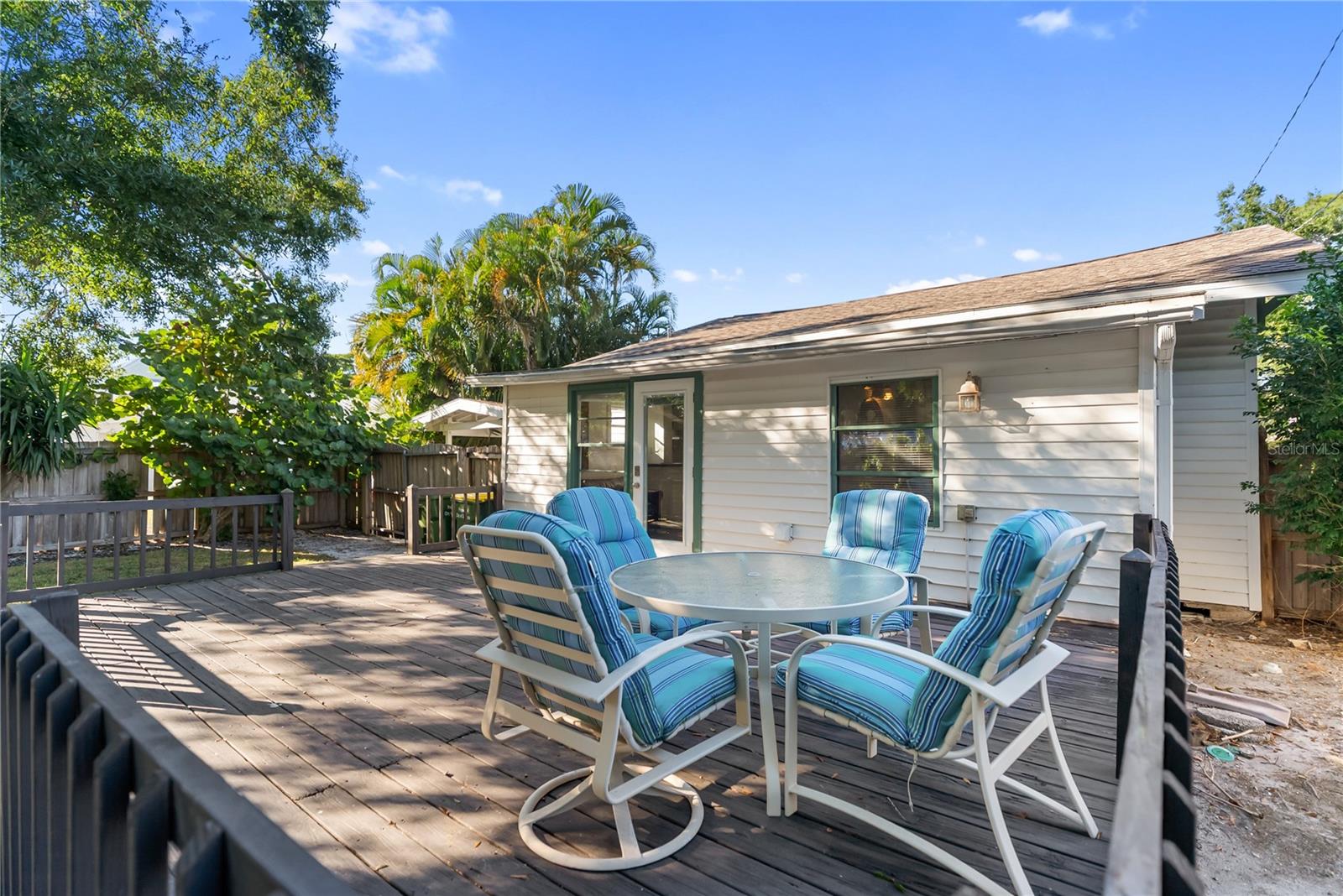 RUSTIC LODGE - Residential