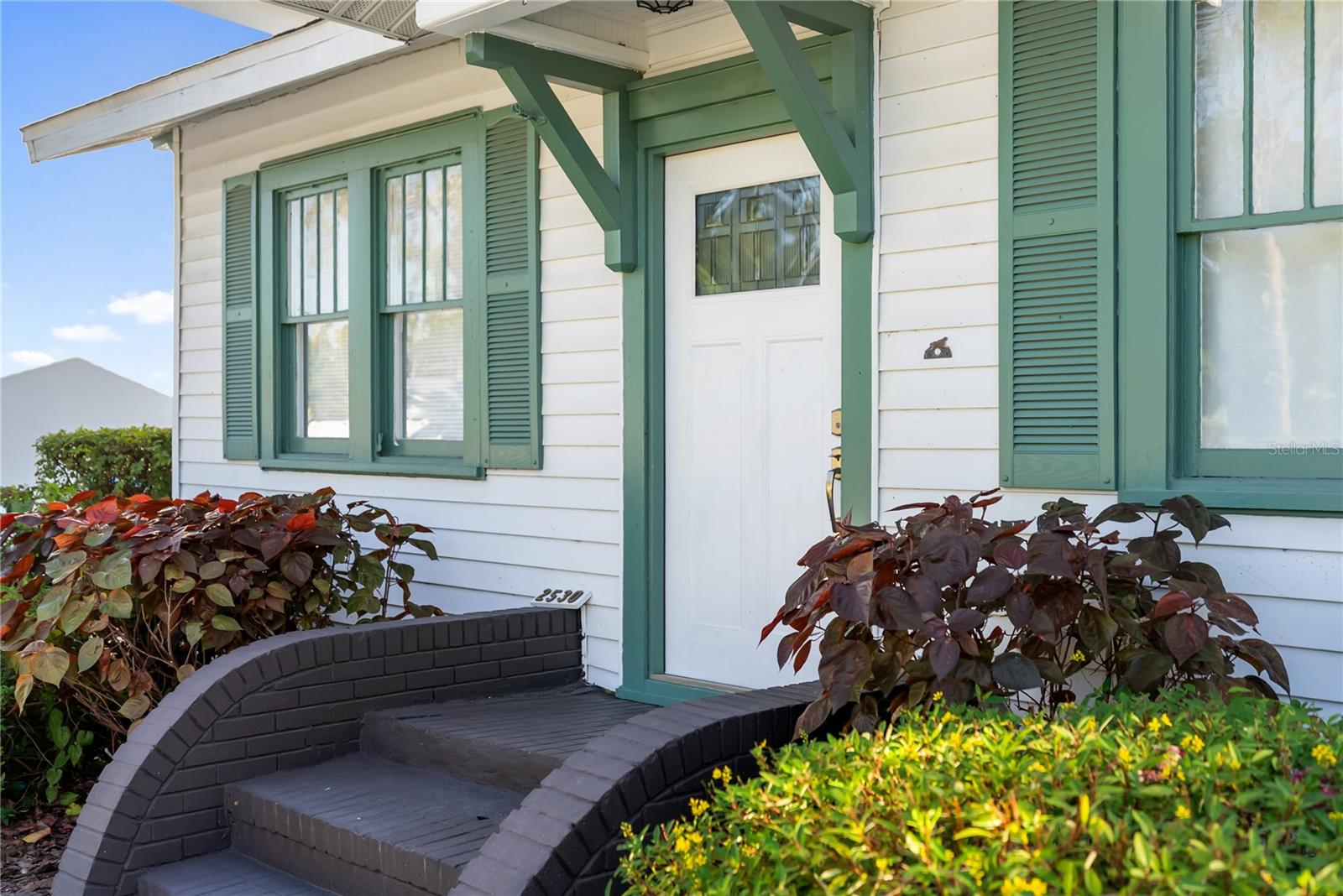 RUSTIC LODGE - Residential