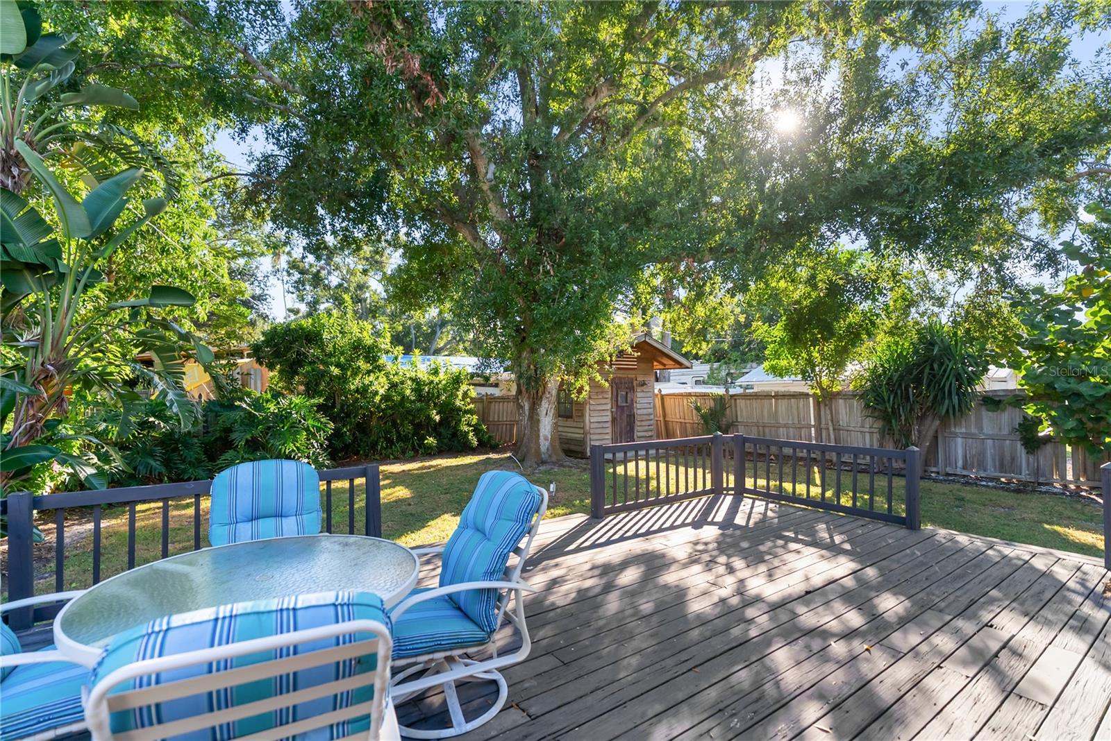 RUSTIC LODGE - Residential