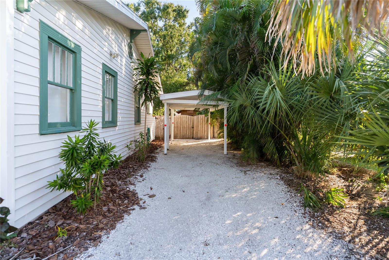 RUSTIC LODGE - Residential