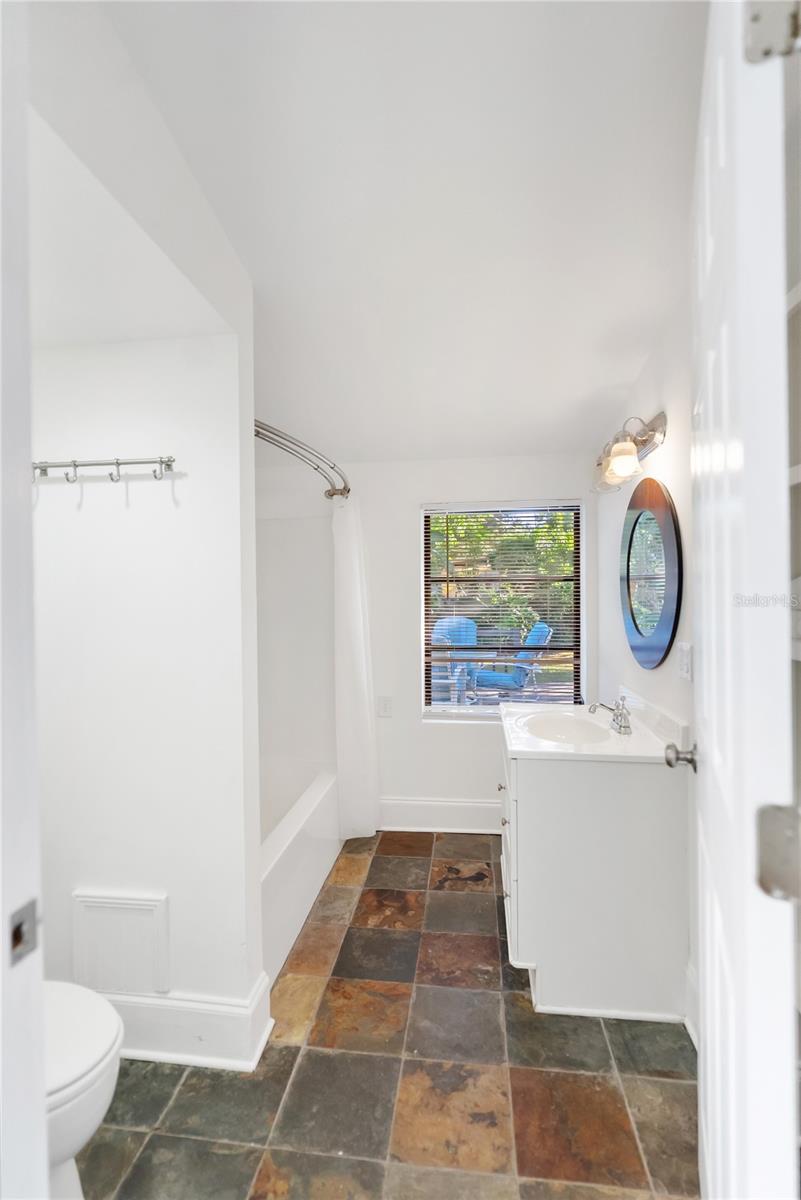 RUSTIC LODGE - Residential