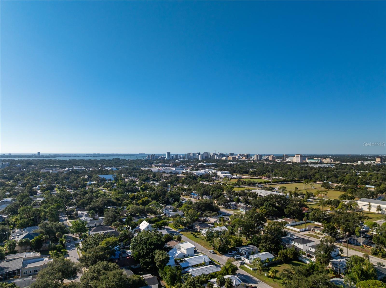 RUSTIC LODGE - Residential