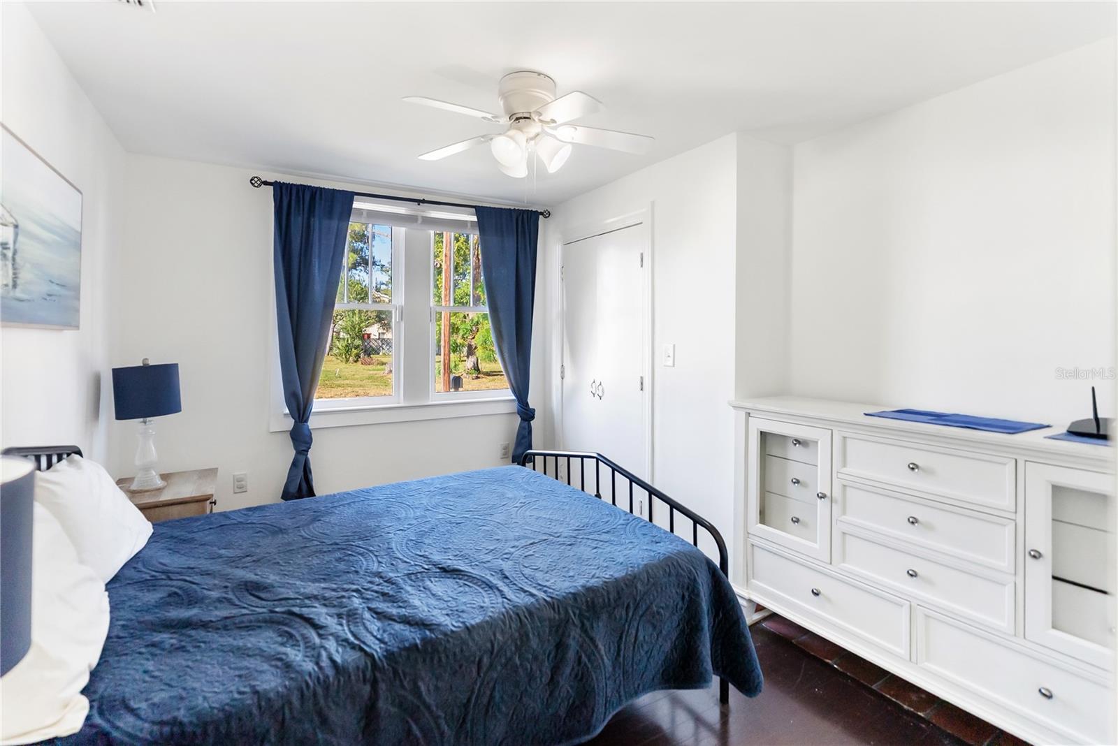 RUSTIC LODGE - Residential