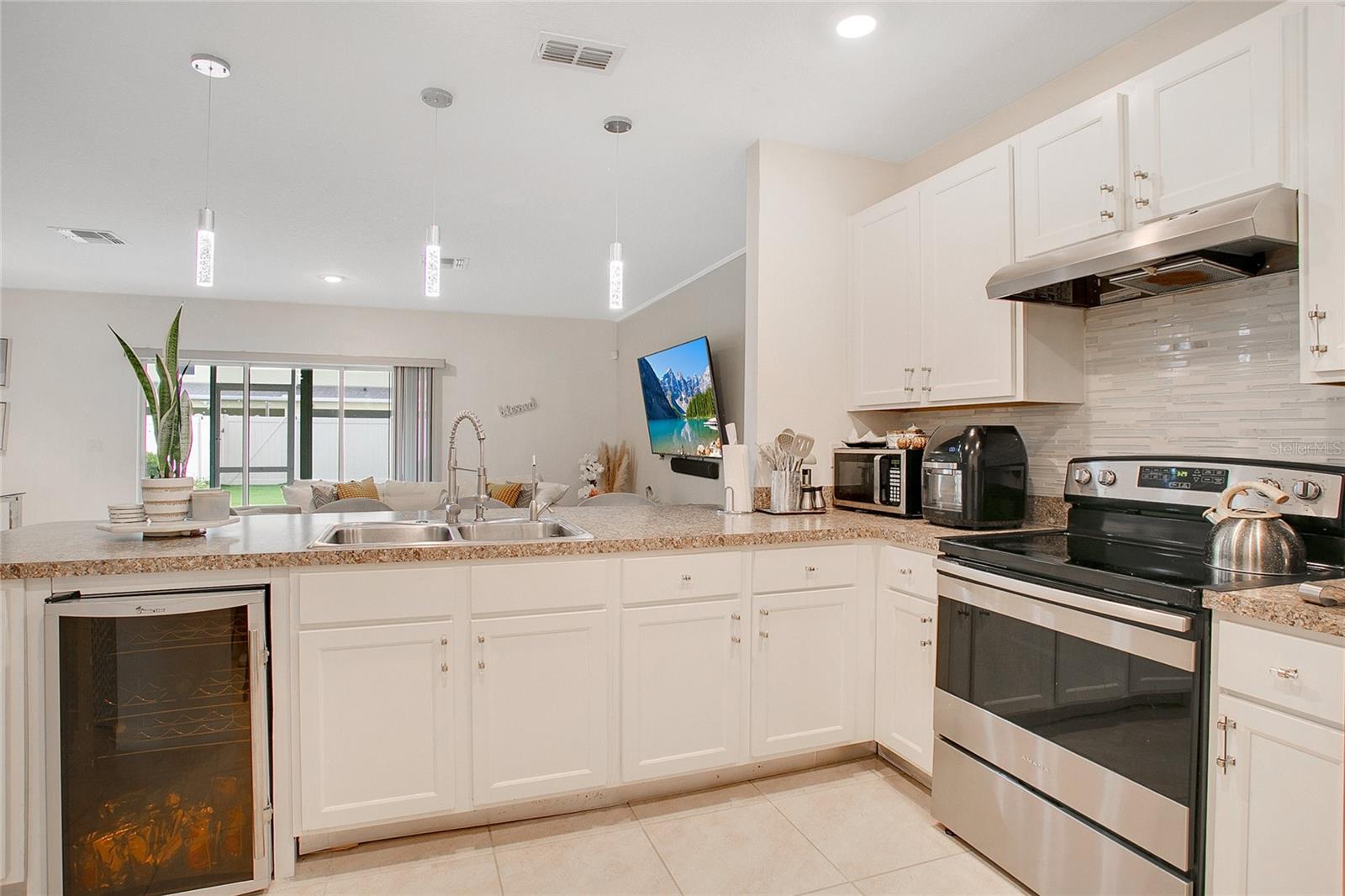 MURANO/WESTSIDE PH 2 - Residential Lease