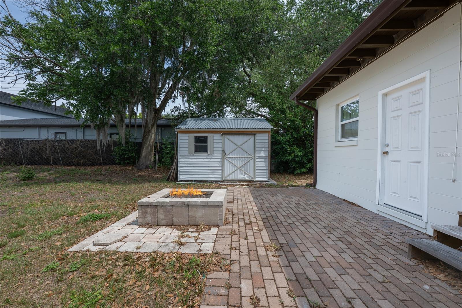 INTERLAKE PARK SECOND ADD - Residential