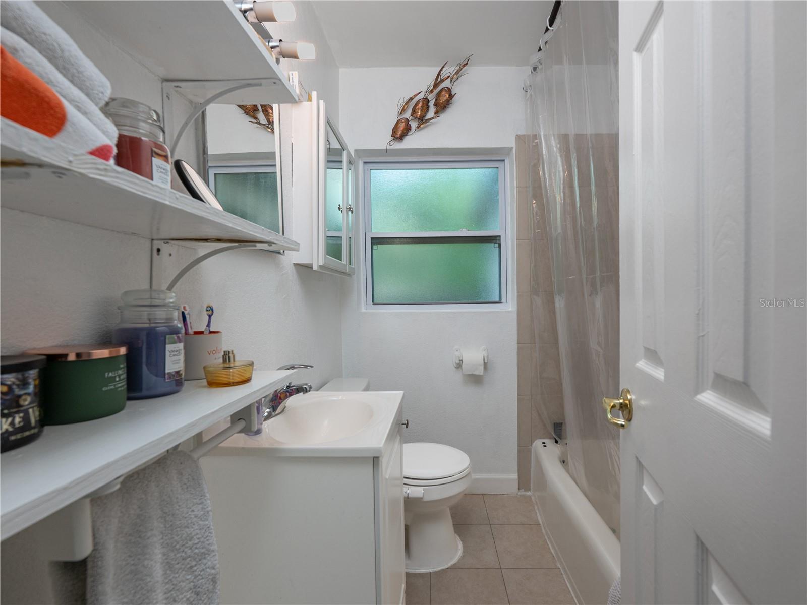 INTERLAKE PARK SECOND ADD - Residential