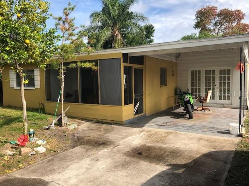 Photo of 1955 N Old Coachman Road, Clearwater, FL 33763 (MLS # TB8500112)