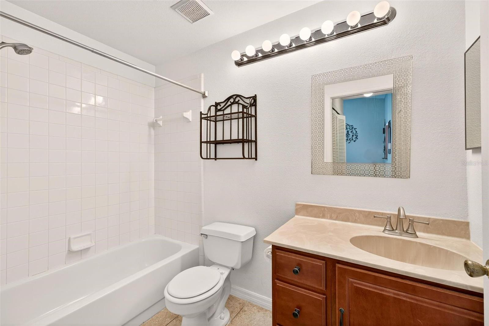 ISLAND COVE VILLAS PH 3 - Residential