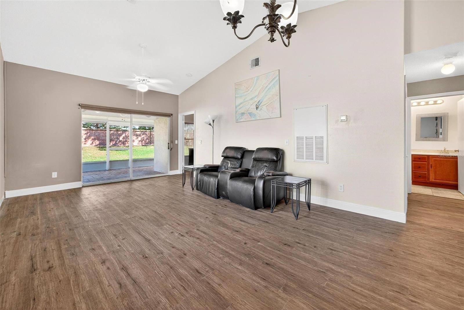 ISLAND COVE VILLAS PH 3 - Residential