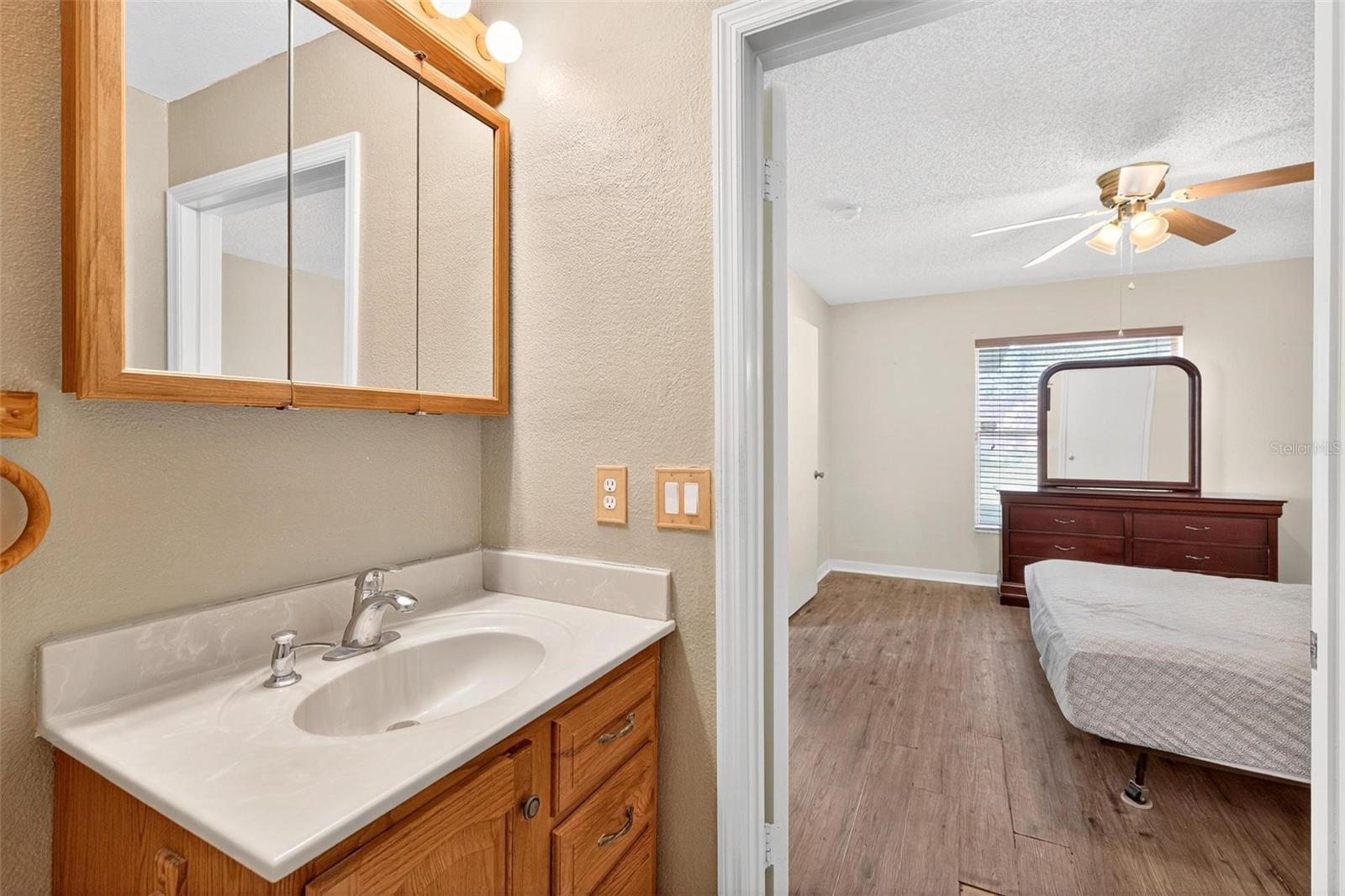 ISLAND COVE VILLAS PH 3 - Residential