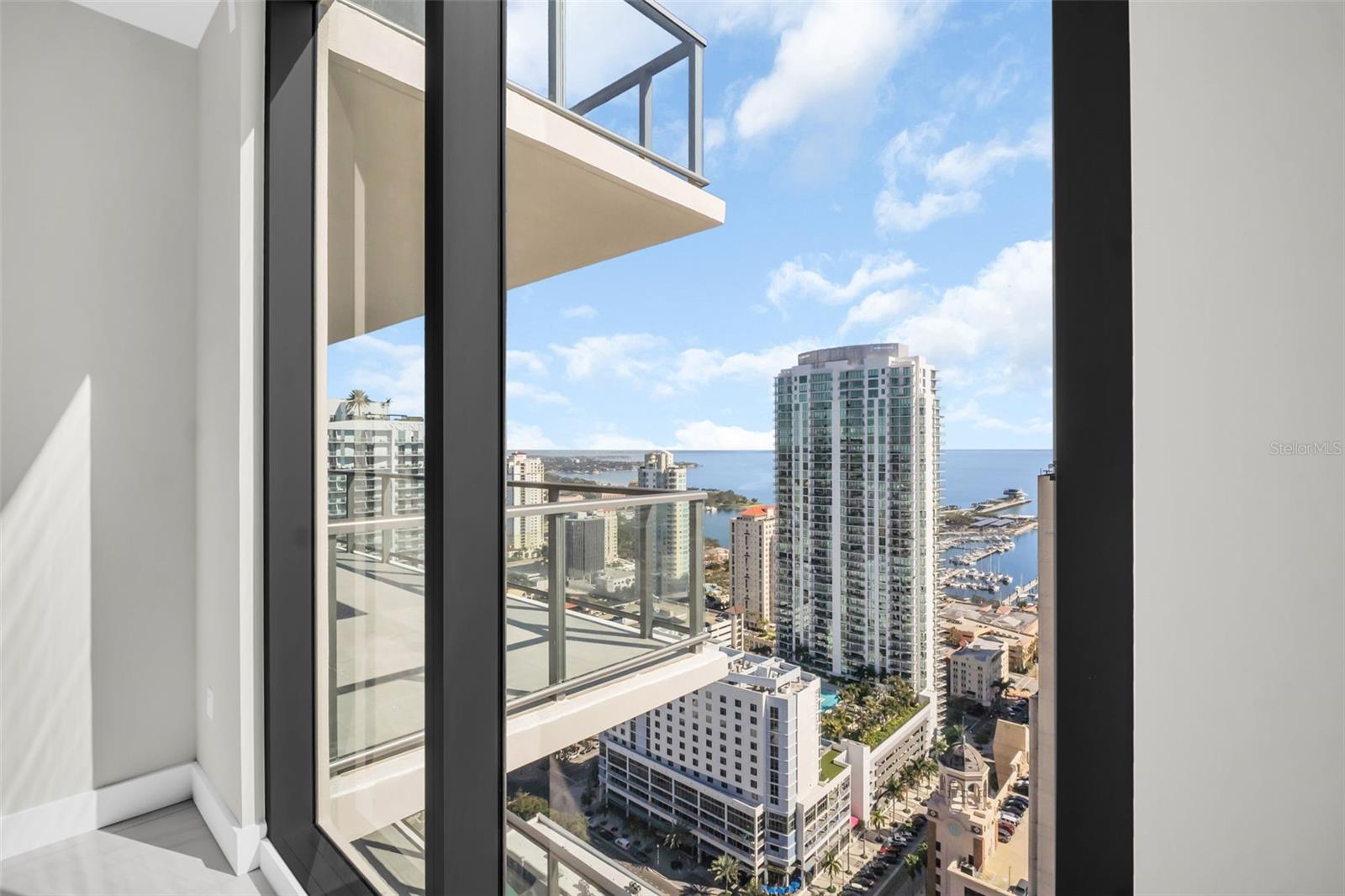 ART HOUSE - Residential