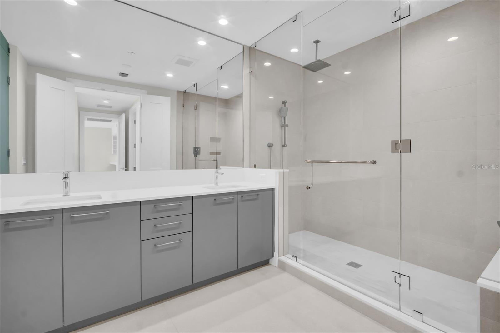 ART HOUSE - Residential