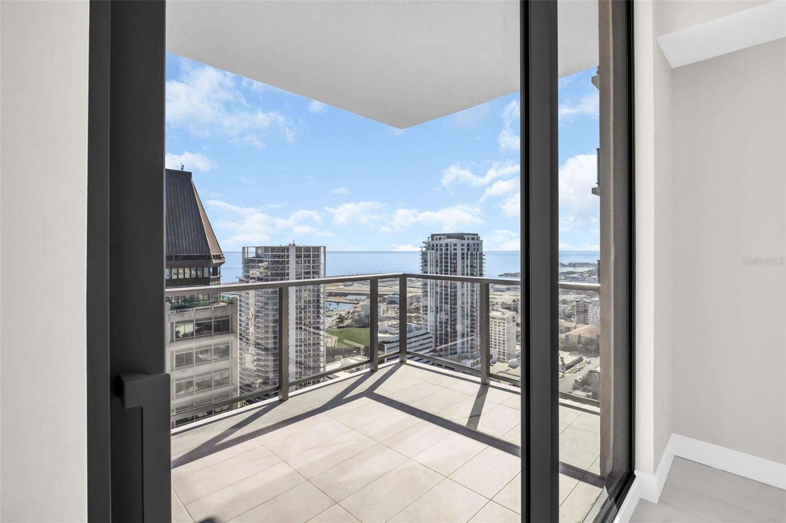 ART HOUSE - Residential