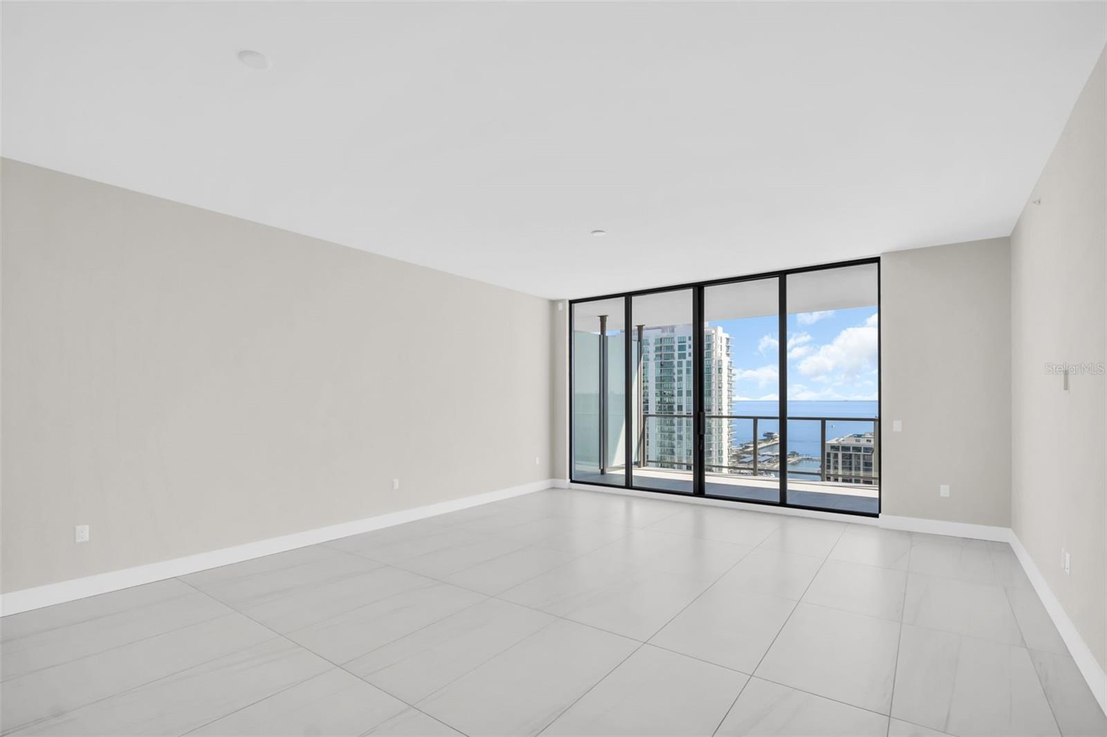 ART HOUSE - Residential