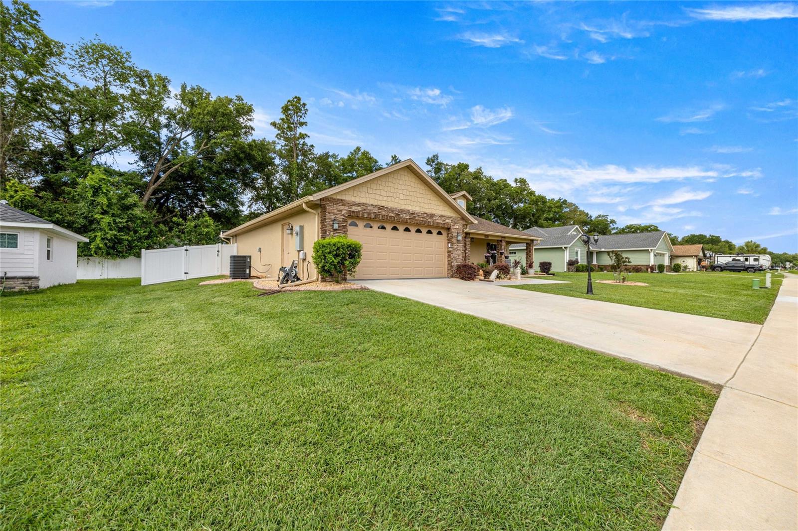 OAK RIDGE ESTATE - Residential