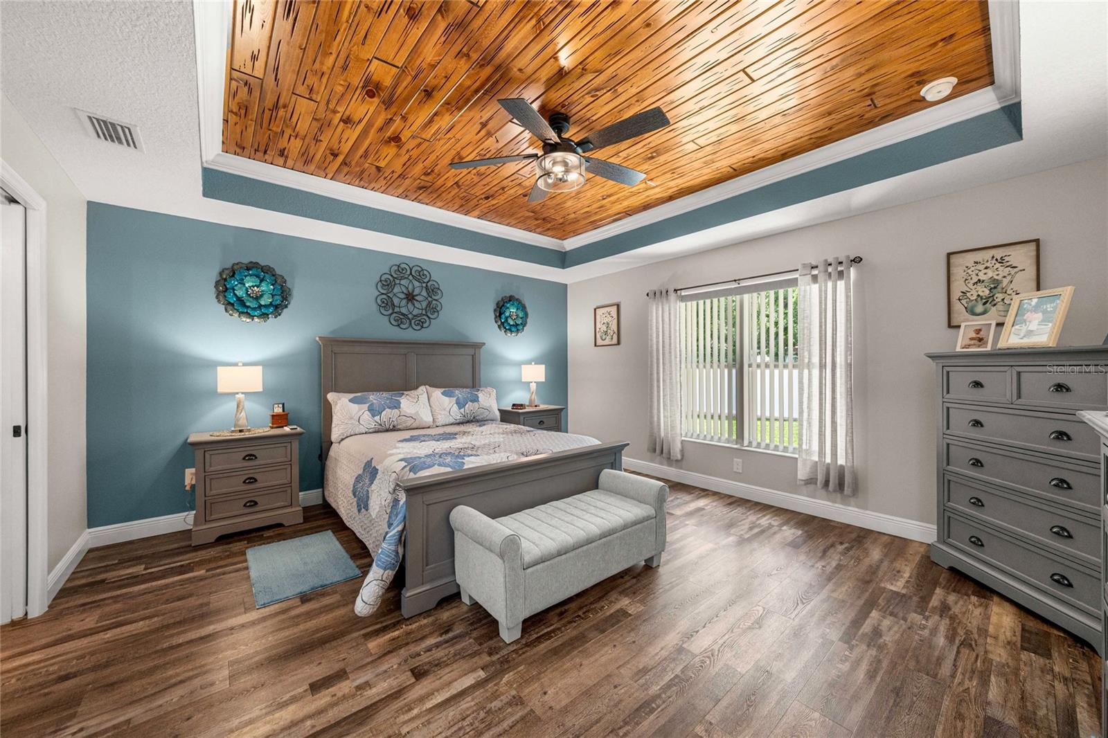 OAK RIDGE ESTATE - Residential