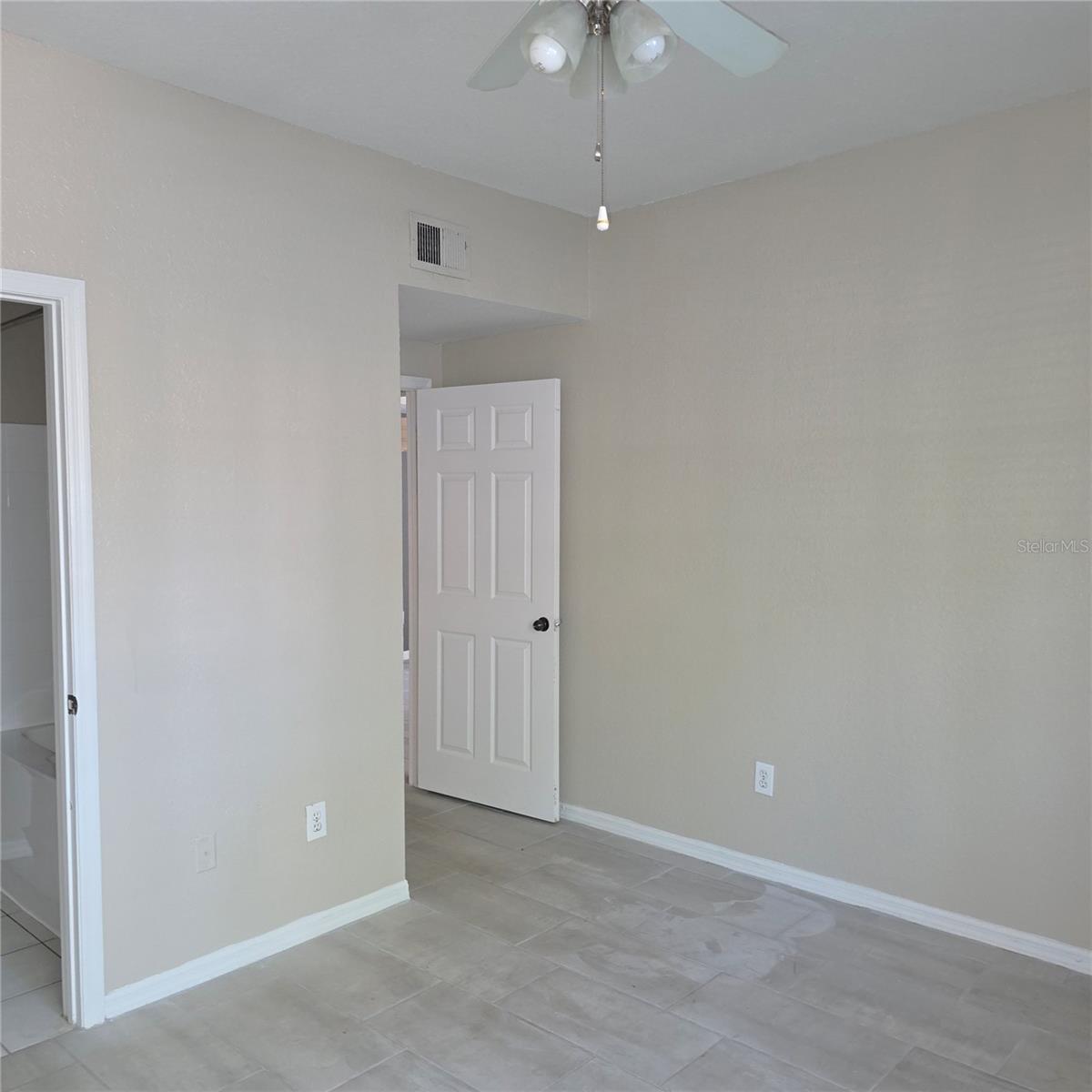 AZUR/METROWEST - Residential Lease