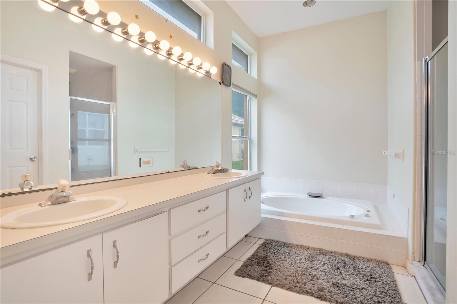 ASTON GREENS - Residential