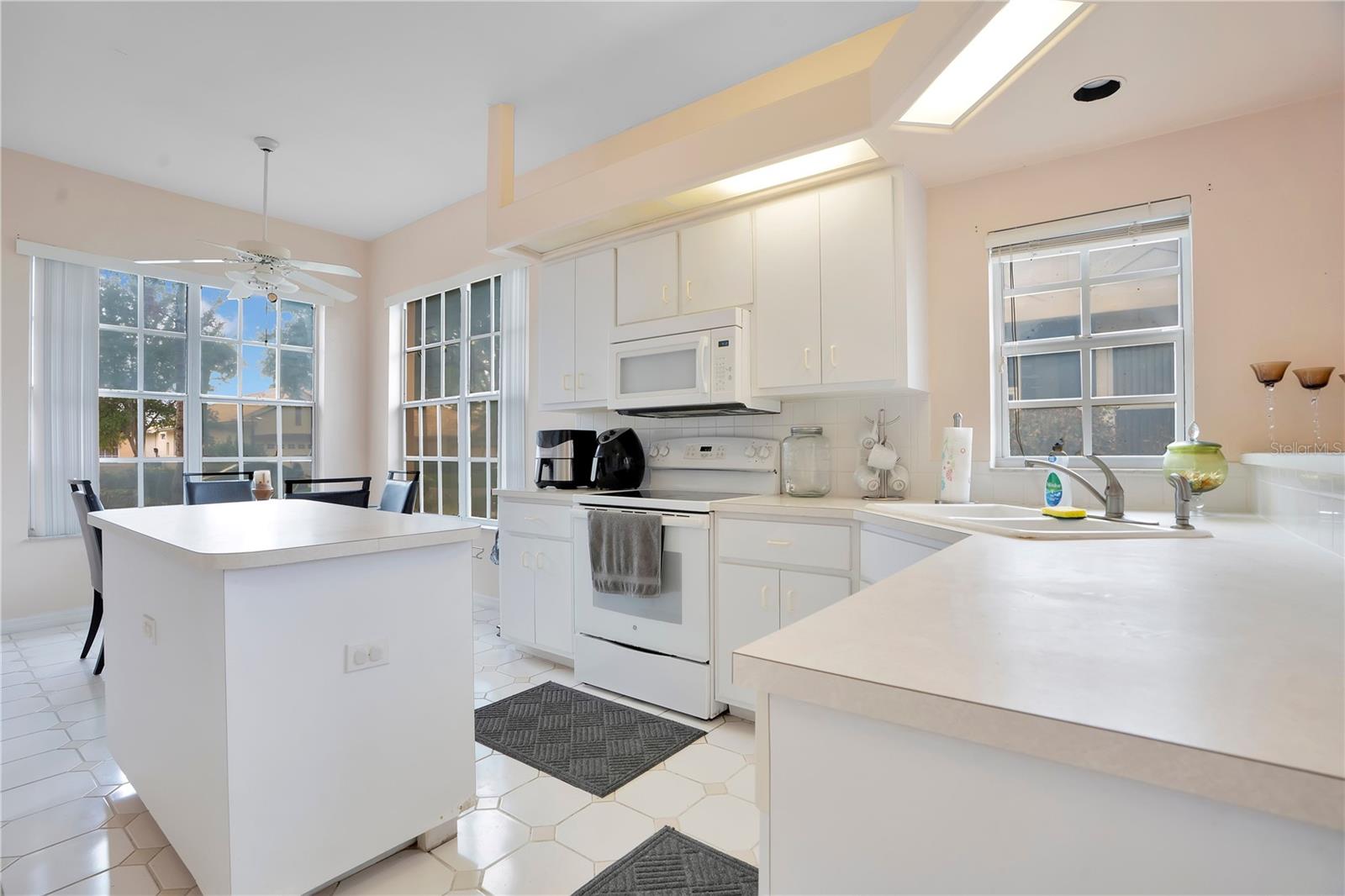 ASTON GREENS - Residential