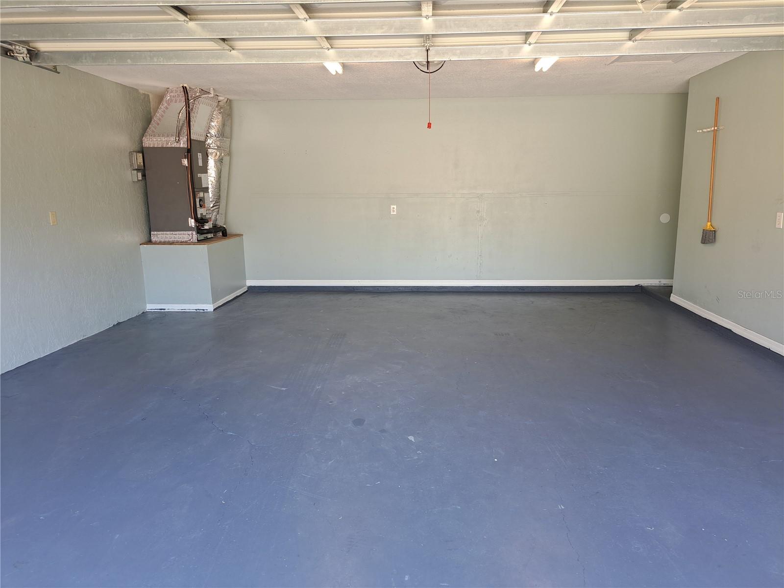 SILVER SPRINGS SHORES - Residential