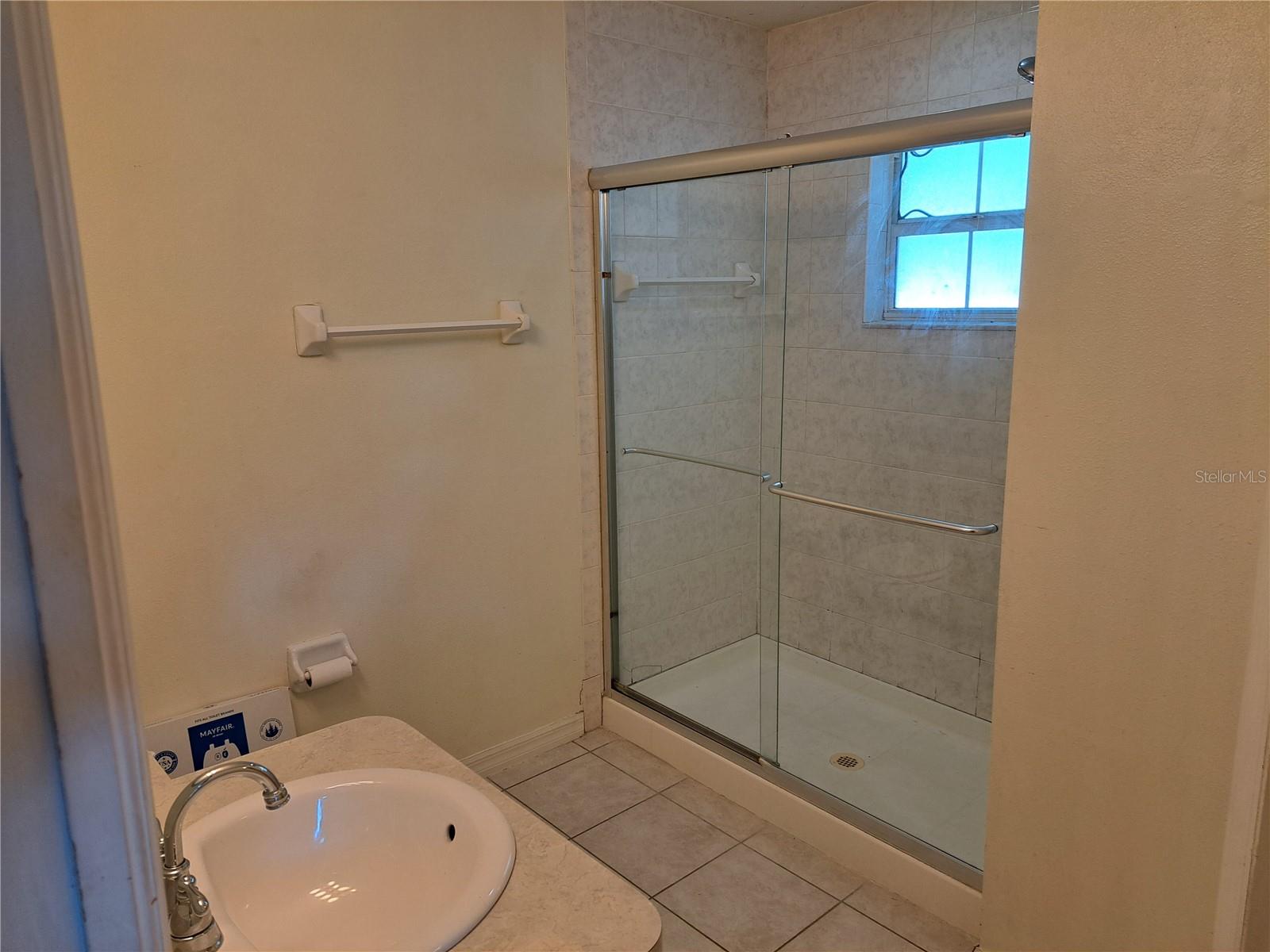 SILVER SPRINGS SHORES - Residential