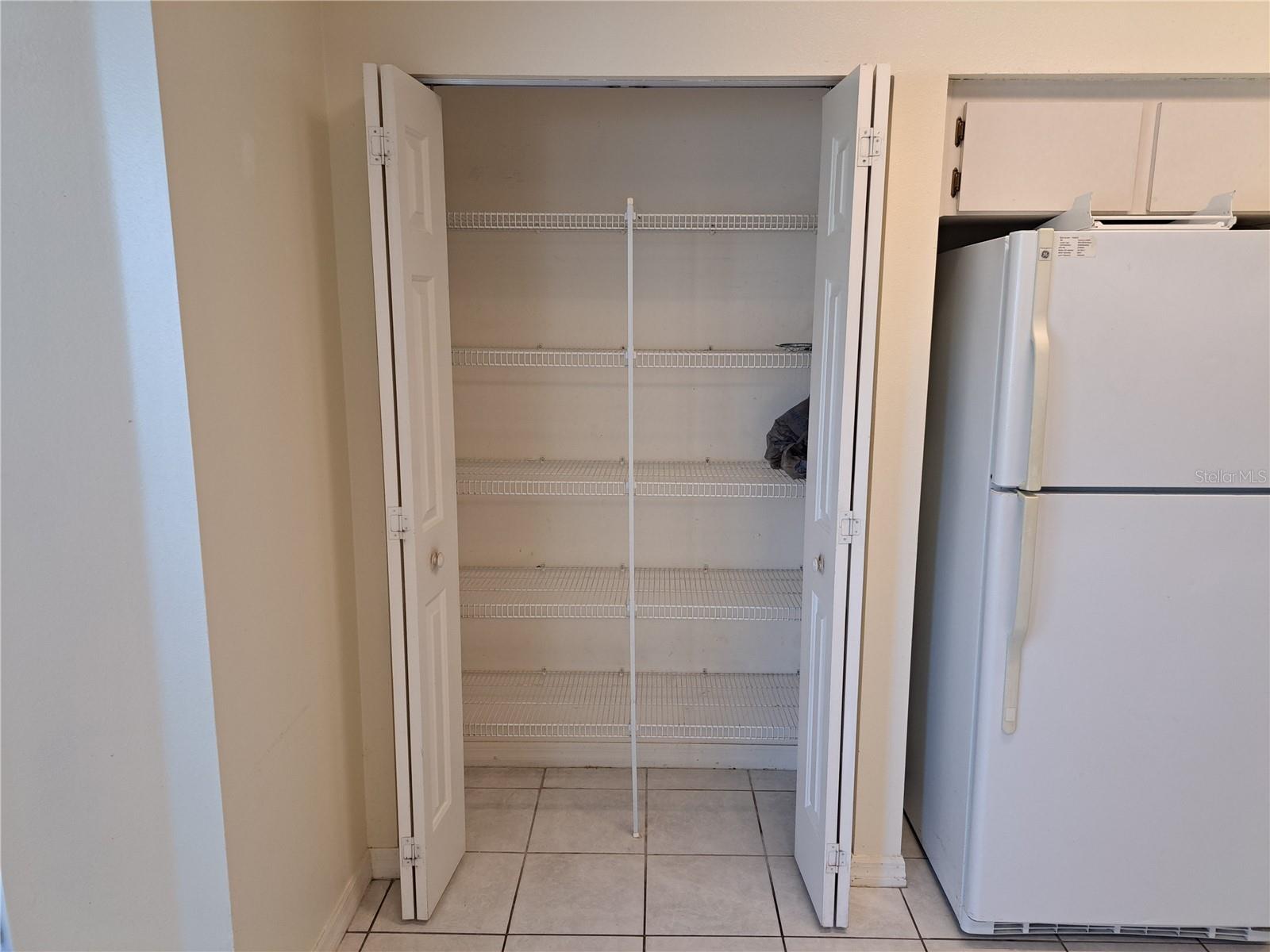 SILVER SPRINGS SHORES - Residential