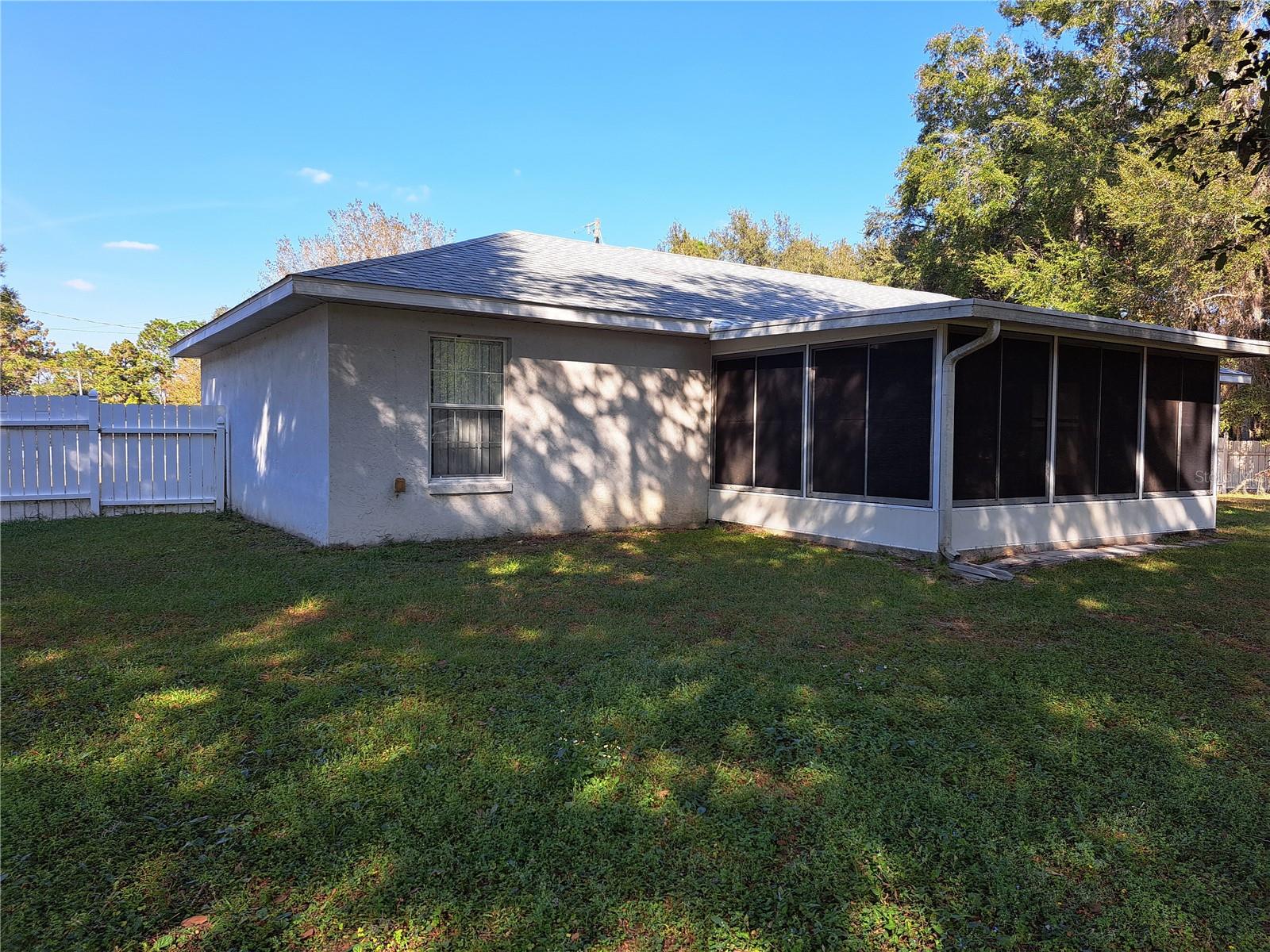 SILVER SPRINGS SHORES - Residential