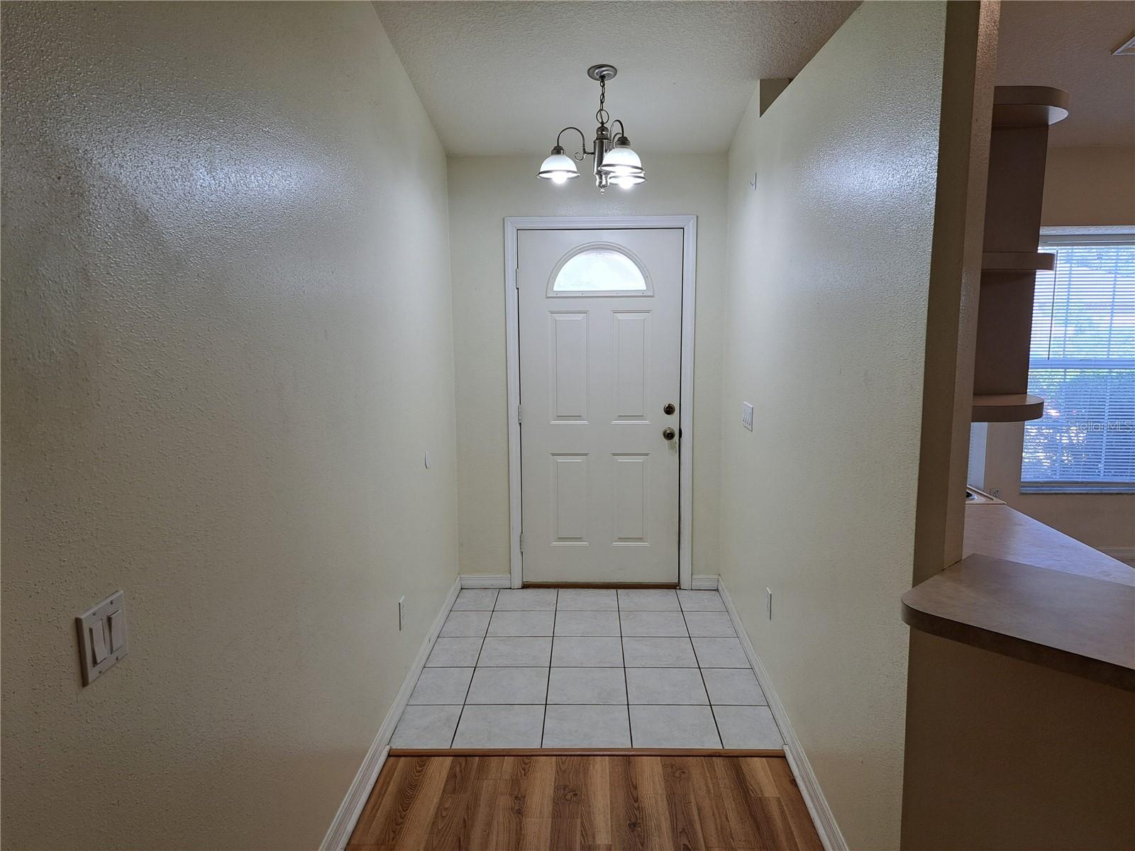 SILVER SPRINGS SHORES - Residential