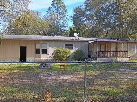 Photo of 112 Thompson Avenue, Interlachen, FL 32148 (MLS # S5145473)