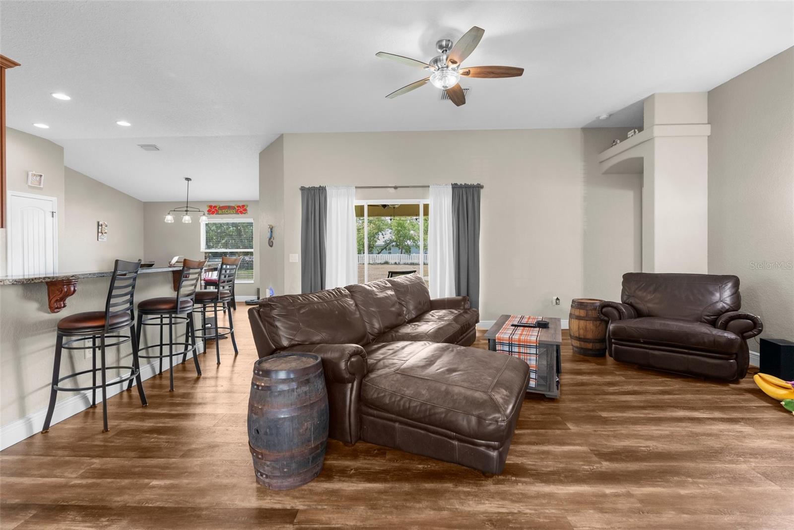 ROYAL HIGHLANDS - Residential