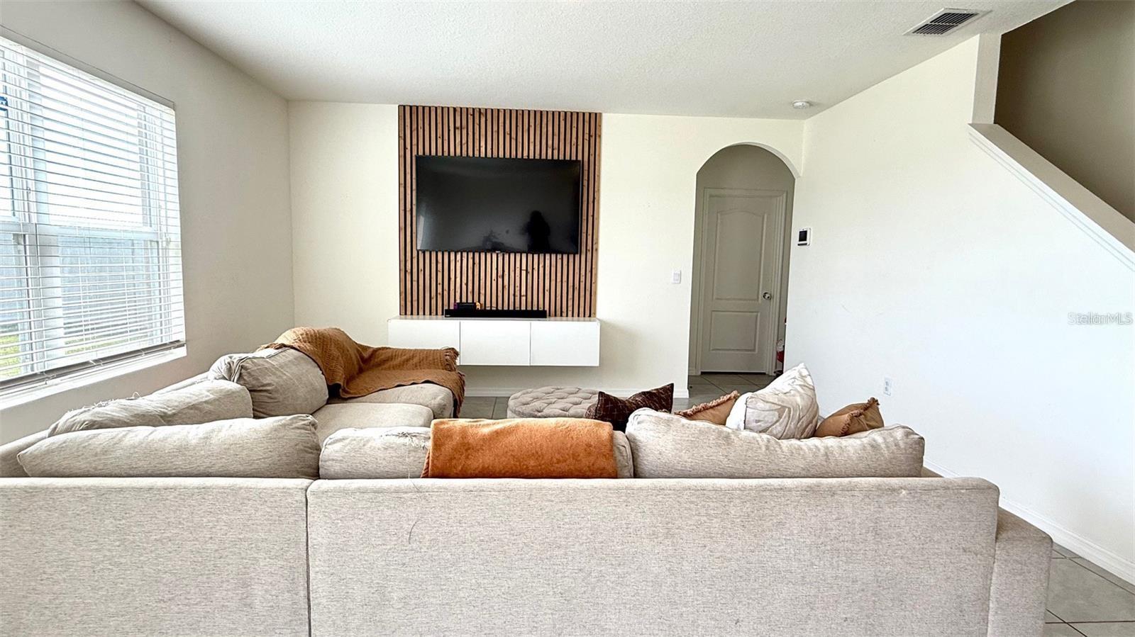 LAKE CHARLES RESIDENCE PH 1C - Residential Lease