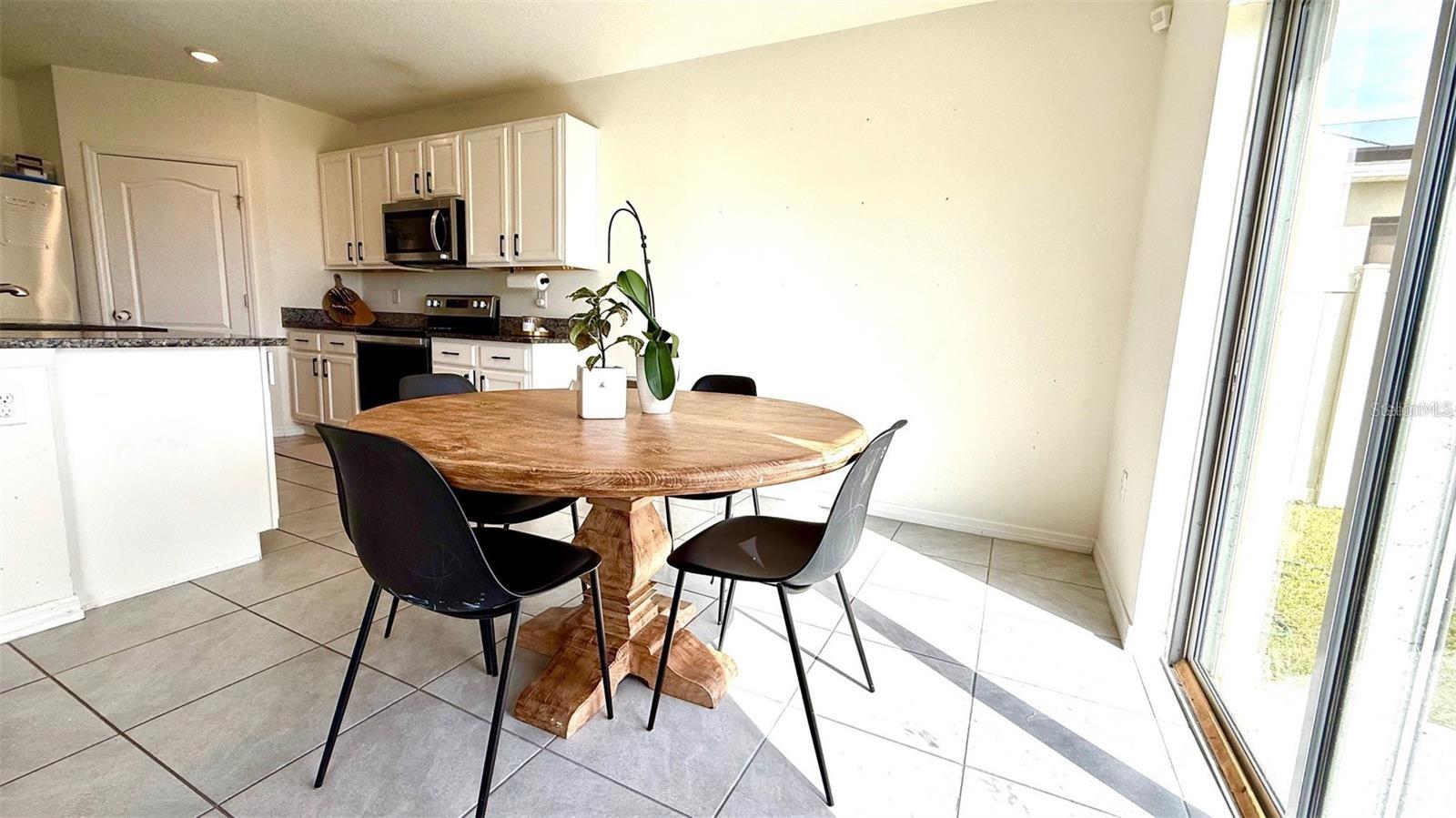 LAKE CHARLES RESIDENCE PH 1C - Residential Lease