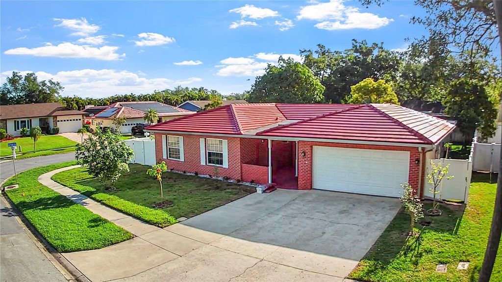 Photo of 1929 Valencia Way, Clearwater, FL 33764 (MLS # L4961336)