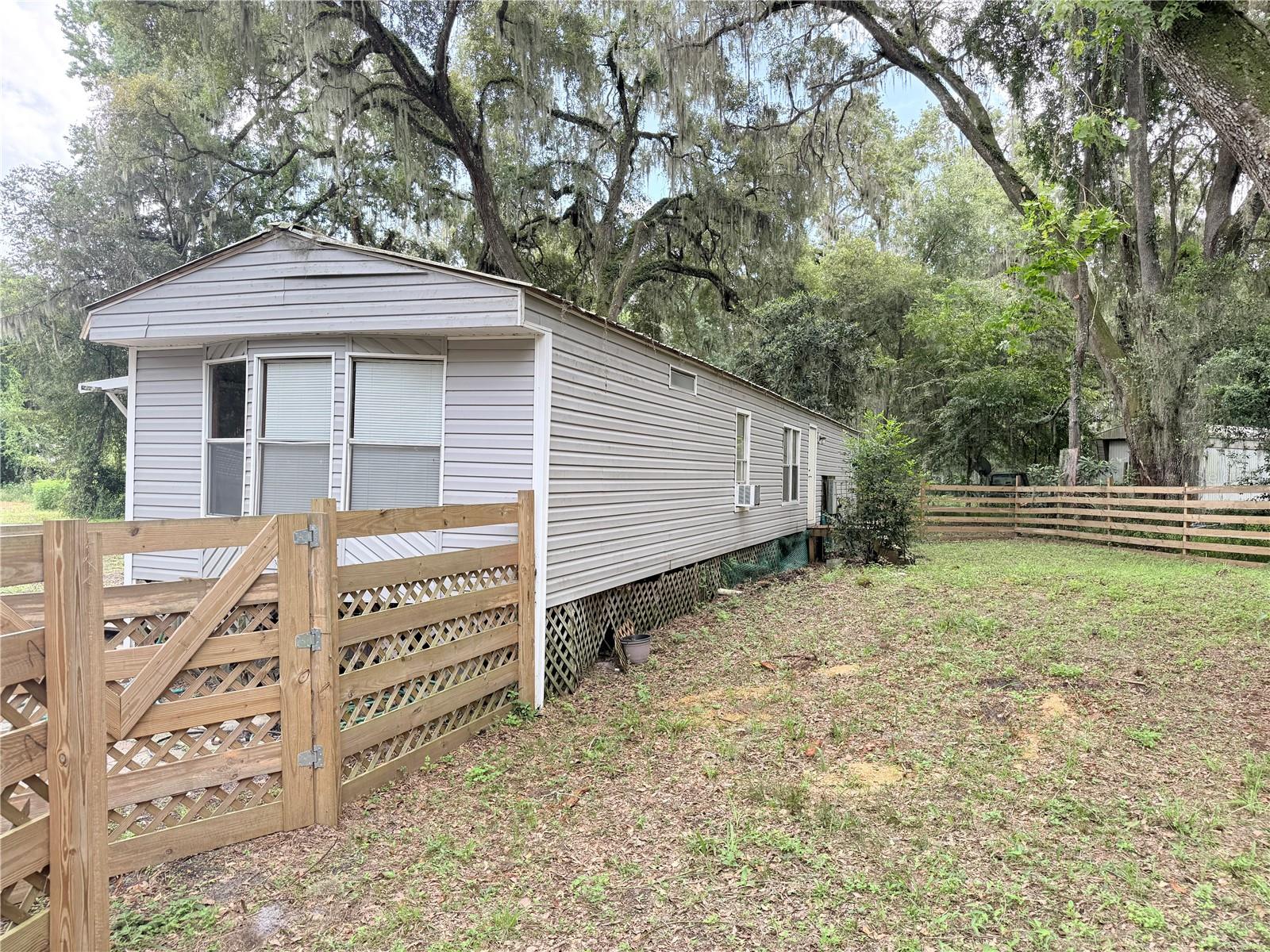 1604 COUNTY ROAD 434B