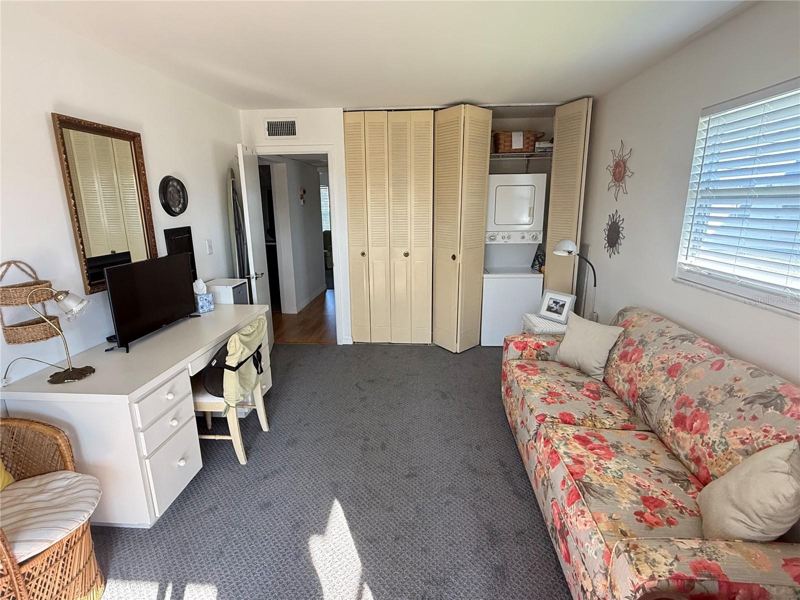 ANDOVER E CONDO - Residential Lease