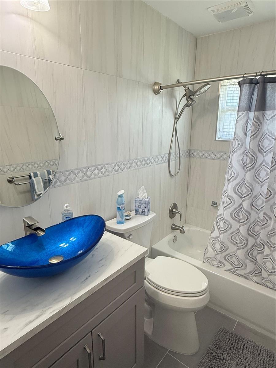 ANDOVER E CONDO - Residential Lease